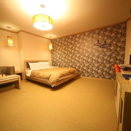 Chuncheon Myeongdong Hotel Eksteriør bilde