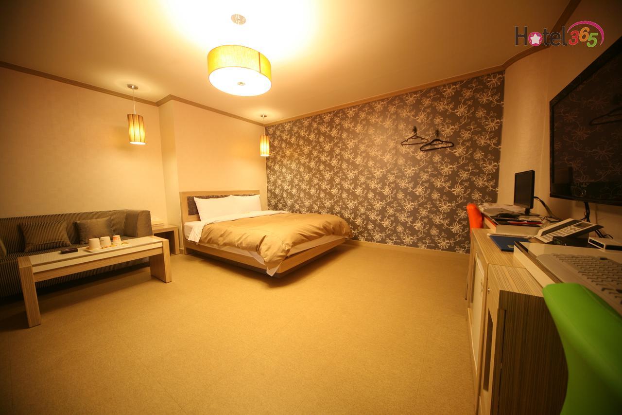 Chuncheon Myeongdong Hotel Eksteriør bilde