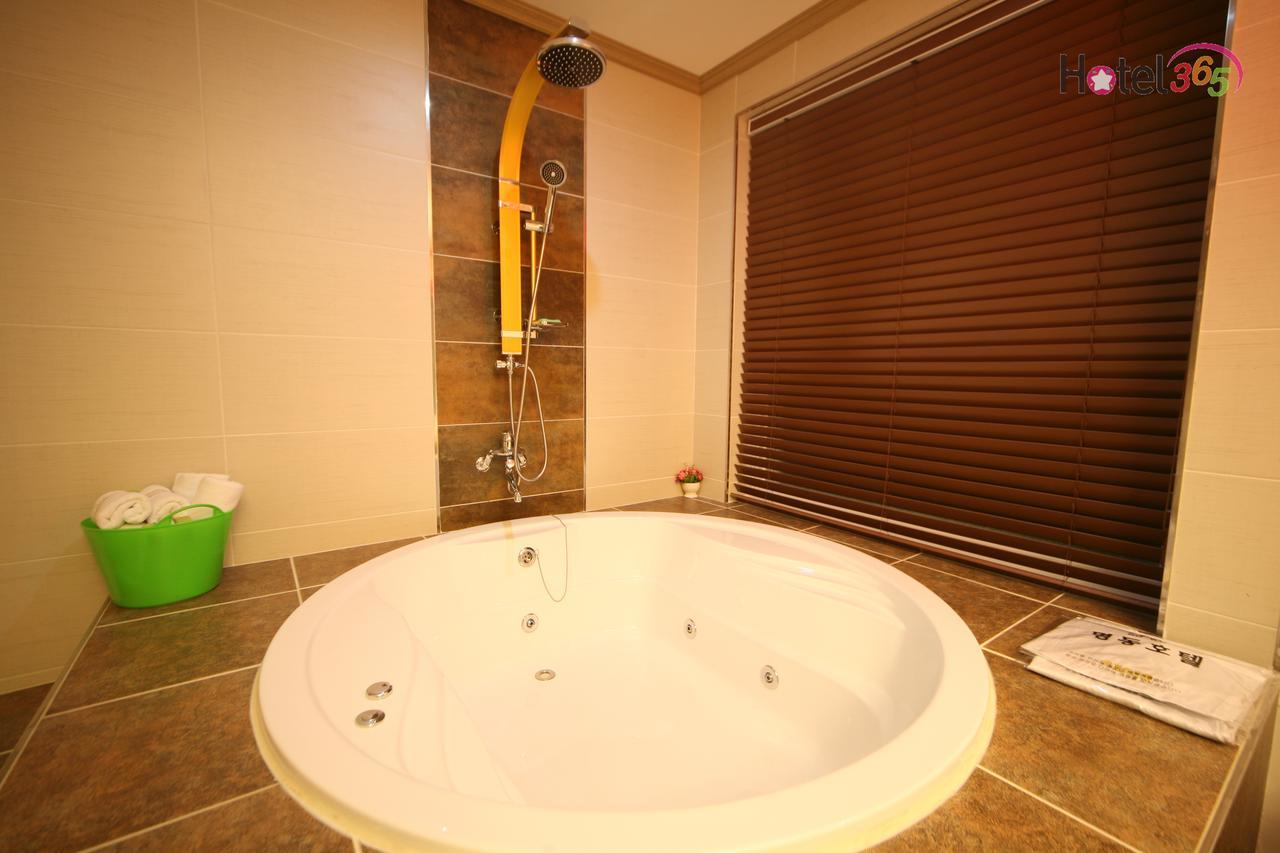 Chuncheon Myeongdong Hotel Eksteriør bilde