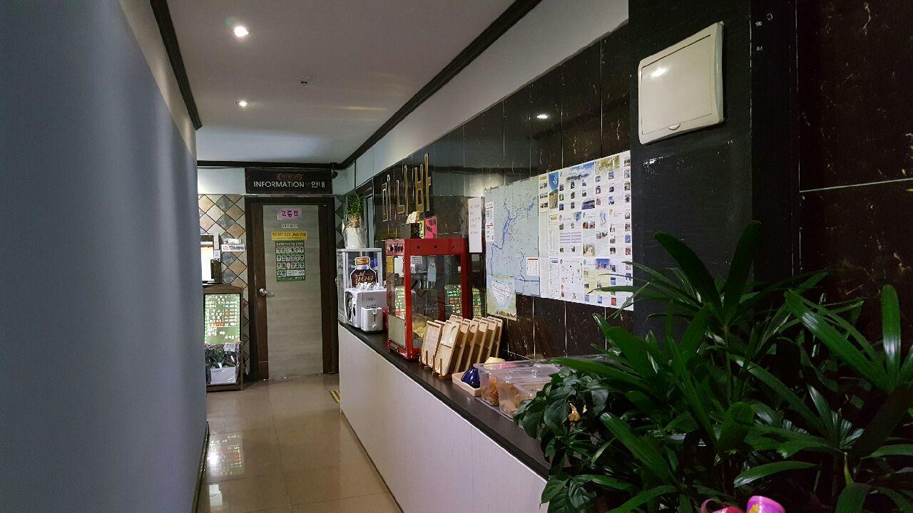 Chuncheon Myeongdong Hotel Eksteriør bilde