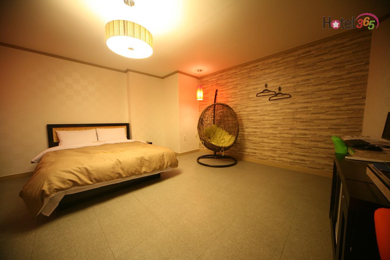 Chuncheon Myeongdong Hotel Eksteriør bilde