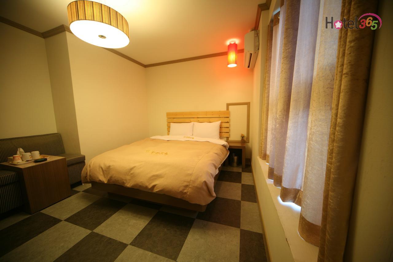 Chuncheon Myeongdong Hotel Eksteriør bilde
