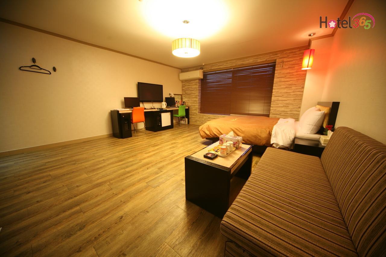 Chuncheon Myeongdong Hotel Eksteriør bilde