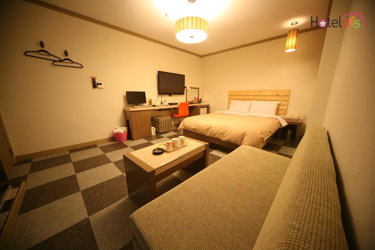 Chuncheon Myeongdong Hotel Eksteriør bilde