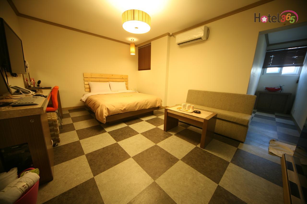 Chuncheon Myeongdong Hotel Eksteriør bilde