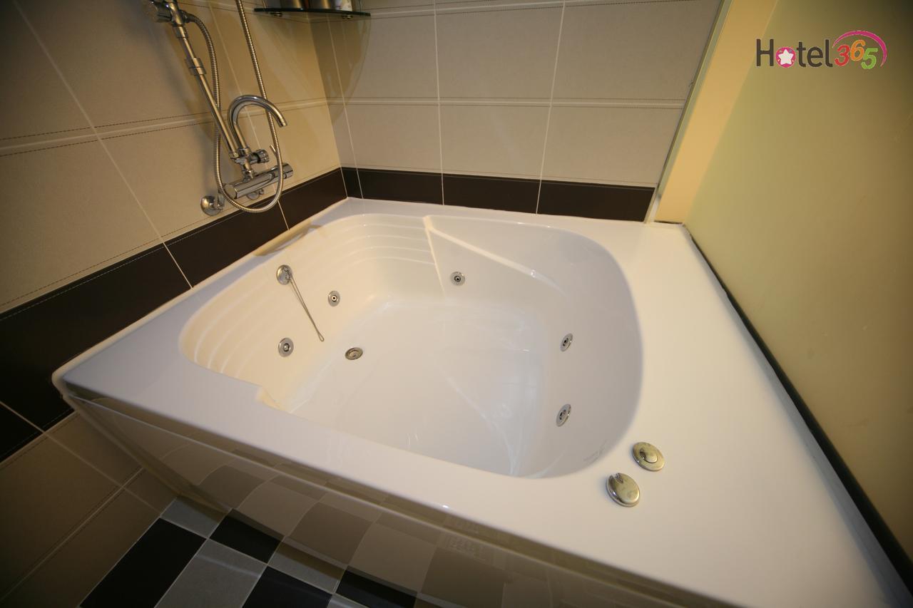 Chuncheon Myeongdong Hotel Eksteriør bilde