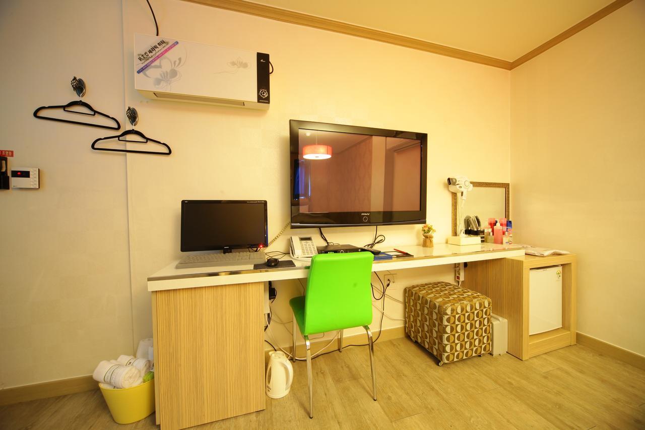 Chuncheon Myeongdong Hotel Eksteriør bilde